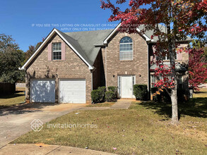 705 Mustang Ct in Hampton, GA - Foto de edificio - Building Photo