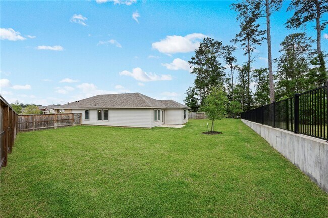property at 7103 Blue Oak Dr