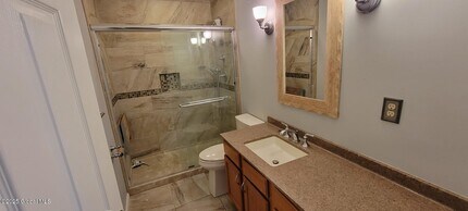 3275 Maryvale Dr in Schenectady, NY - Building Photo - Building Photo
