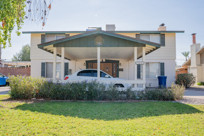 property at 1043 E Loma Vista Dr