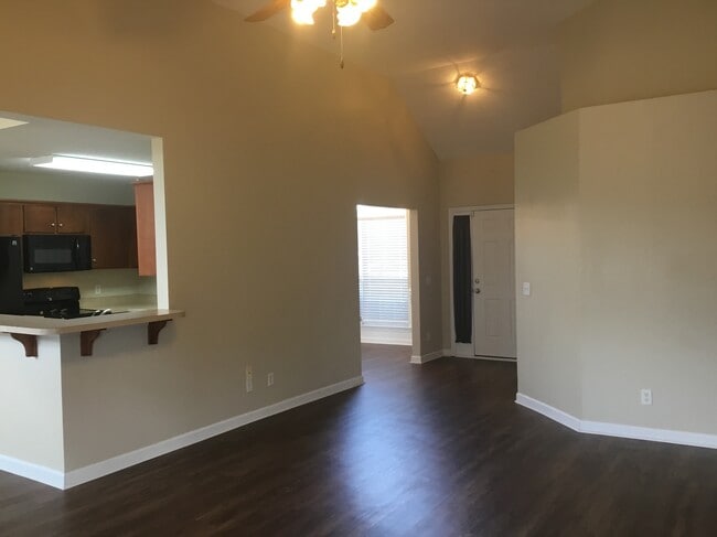 55 Carlisle Ln in Savannah, GA - Building Photo - Building Photo