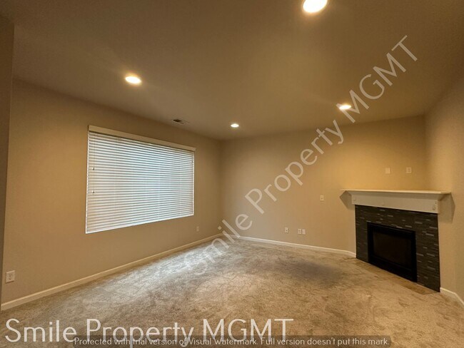 17372 SE Elias Ct in Damascus, OR - Building Photo - Building Photo