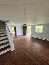 50 Smith Row, Unit 52 in Plymouth, PA - Foto de edificio - Building Photo