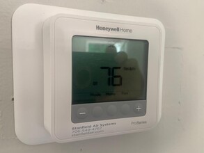 Ridgeway Apartments Commerce in Commerce, GA - Building Photo - Building Photo