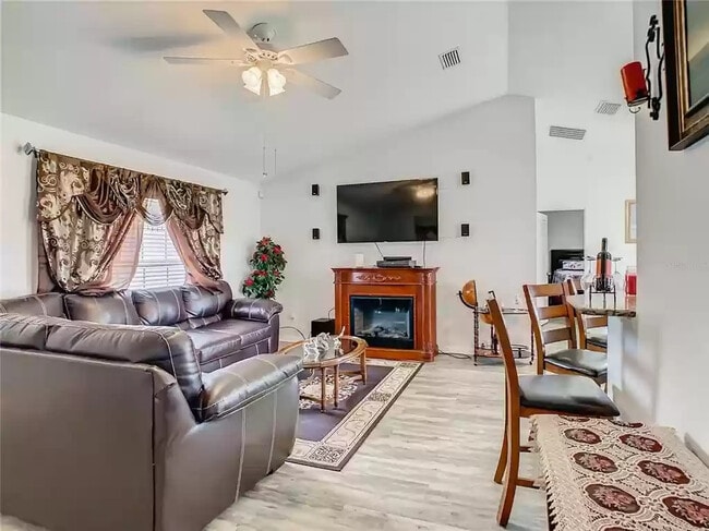 44 Juniper Dr in Ocala, FL - Building Photo - Building Photo