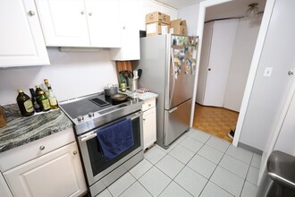 45 Longwood Ave, Unit 506 in Brookline, MA - Building Photo - Building Photo