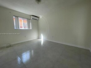 1361 SW 4th St, Unit 6 in Miami, FL - Building Photo - Building Photo