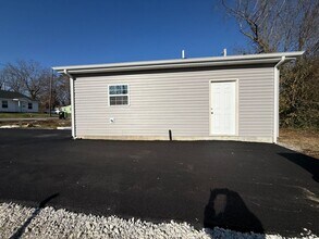 717 Pine St in Benton, KY - Building Photo - Building Photo