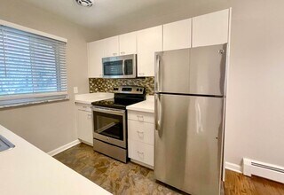 475 S Adams Rd in Birmingham, MI - Building Photo - Building Photo