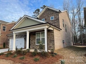5021 Kinsbridge Dr in Mint Hill, NC - Building Photo - Building Photo