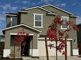 719 Irma Dr in Merced, CA - Building Photo