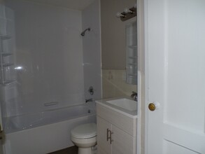 717 39th Pl in Fairfield, AL - Building Photo - Building Photo