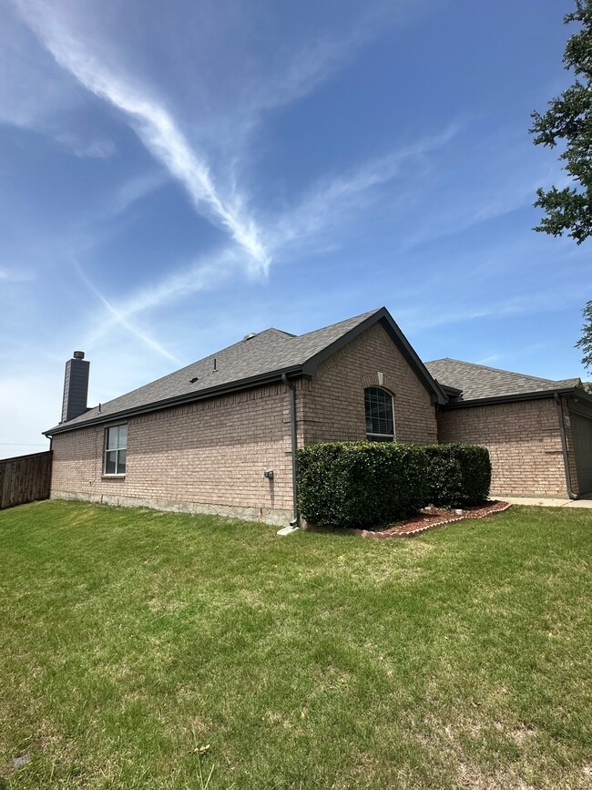 2827 Saddlebred Trail in Celina, TX - Building Photo - Building Photo