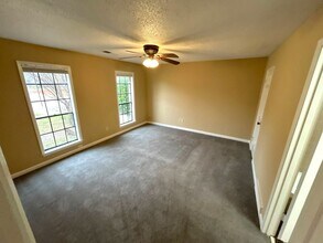 6224 Skylight Dr in Memphis, TN - Building Photo - Building Photo