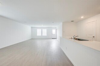 4945 Draper Rdg Dr in Fort Worth, TX - Building Photo - Building Photo