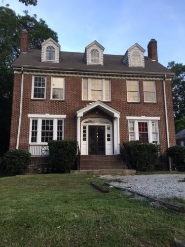 1851 Devine St in Columbia, SC - Foto de edificio