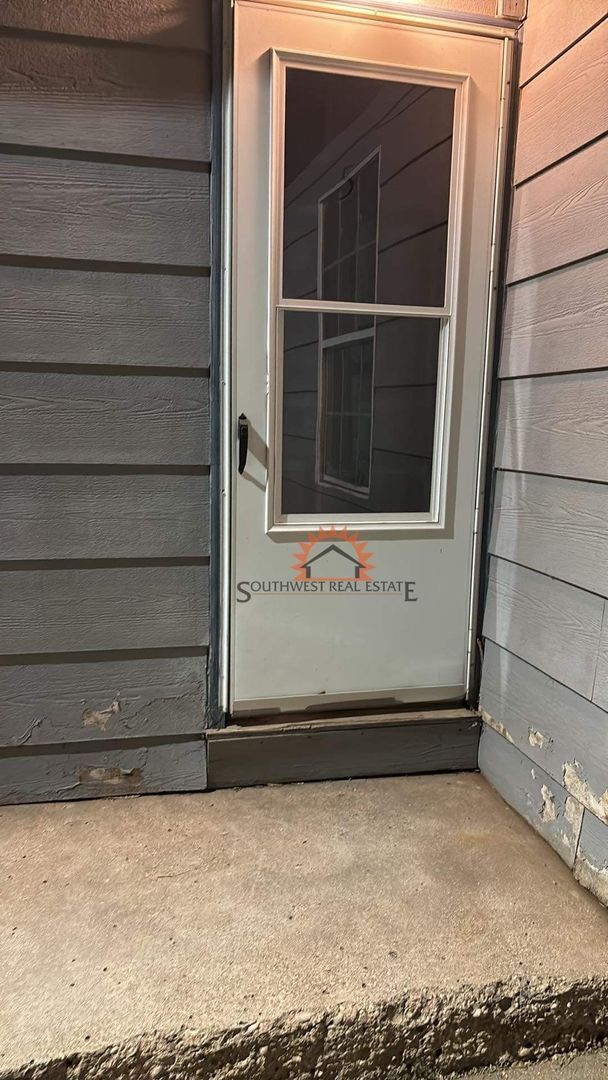 1320 Pile St in Clovis, NM - Foto de edificio - Building Photo