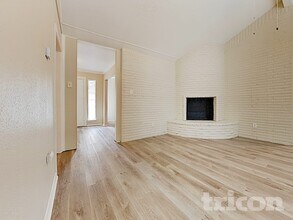 6511 Grey Oaks Dr in Houston, TX - Building Photo - Building Photo