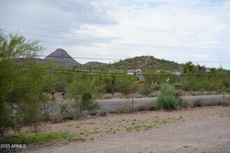 47015 N New River Rd in New River, AZ - Building Photo - Building Photo