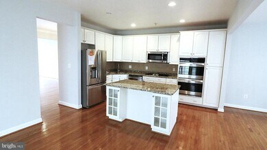 7228 Fair Oak Dr in Severn, MD - Building Photo - Building Photo