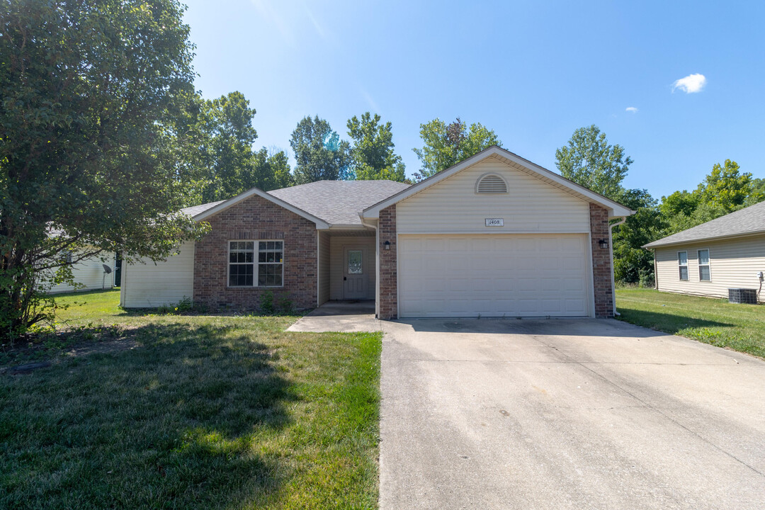 1408 Bodie Dr in Columbia, MO - Building Photo