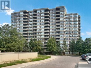 91 Townsgate Dr in Toronto, ON - Building Photo - Building Photo