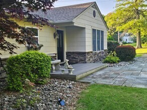 13 Old Quaker Hill Rd in Monroe, NY - Building Photo - Building Photo