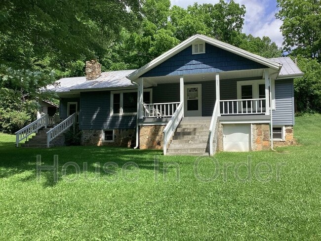 property at 431 White Oak Rd