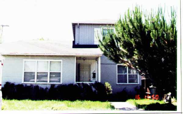 1260 Kedith St in Belmont, CA - Building Photo