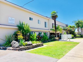 Windsor Apartments in Garden Grove, CA - Building Photo - Building Photo