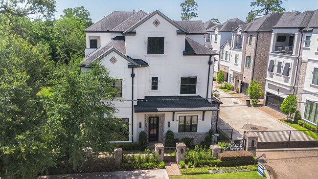 property at 1530 Cunningham Parc Ln