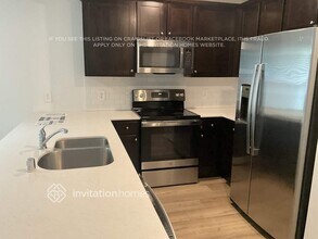 10645 Sewell Cir in Dallas, TX - Building Photo - Building Photo