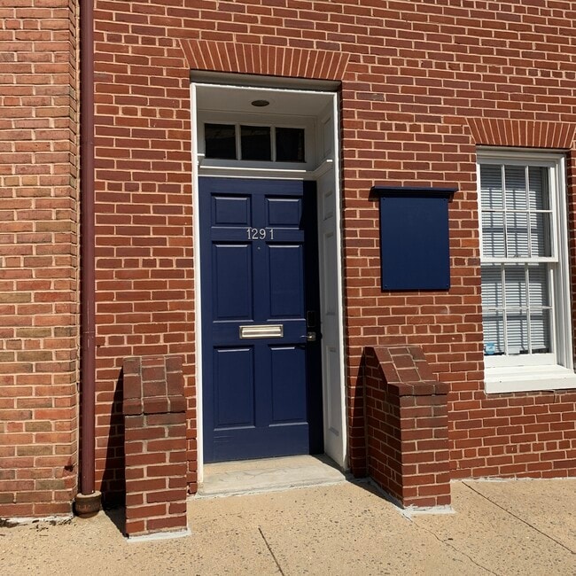 129 W. Patrick St, # 11, Unit 1 second floor