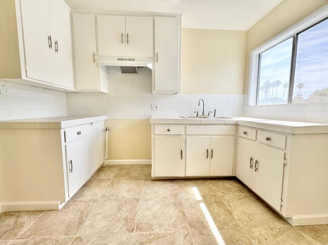 2015 17th St in Santa Monica, CA - Building Photo - Building Photo