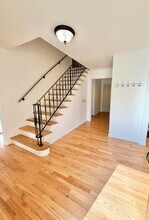 209 Van Rensselaer Ave in Stamford, CT - Building Photo - Building Photo