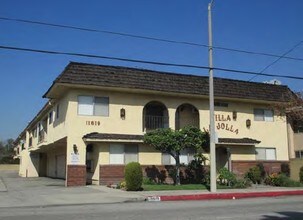 Villa La Jolla in Downey, CA - Building Photo - Building Photo