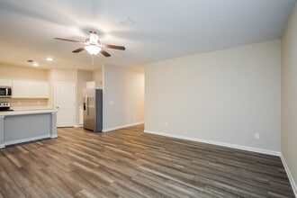 590 Knightsbridge Ln in Winder, GA - Foto de edificio - Building Photo