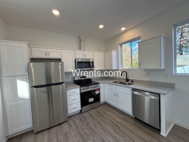 1324-1326 W Dalke Ave in Spokane, WA - Foto de edificio - Building Photo