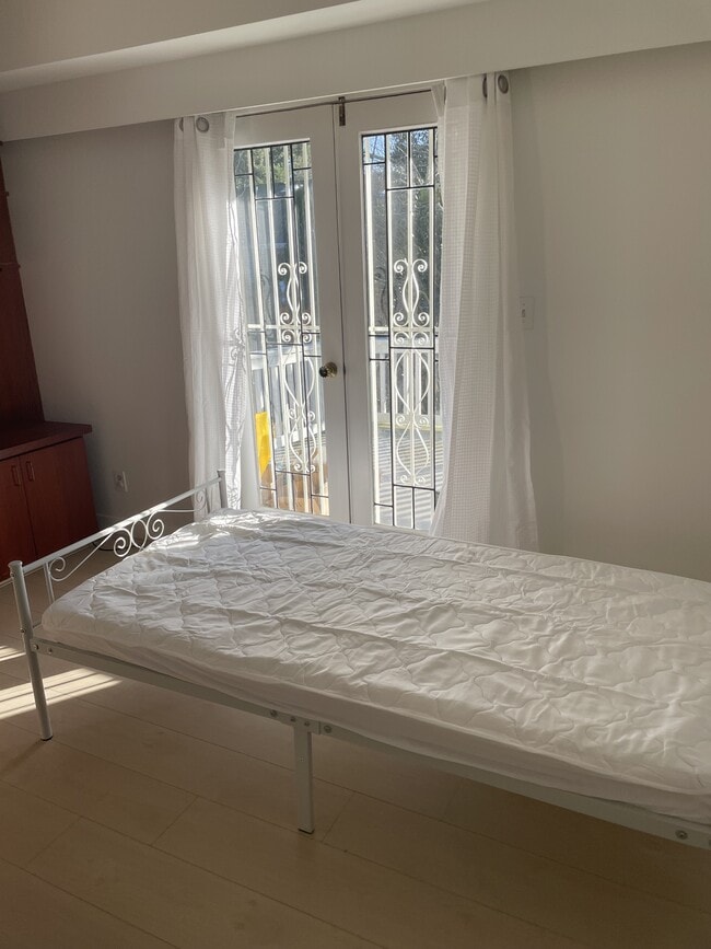 property at 3550 W 39th Ave