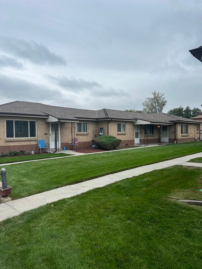 4601 Otis St Rentals in Wheat Ridge, CO