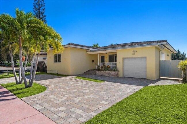 property at 404 N Shore Dr