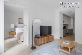 241 W 28th St in New York, NY - Foto de edificio - Building Photo