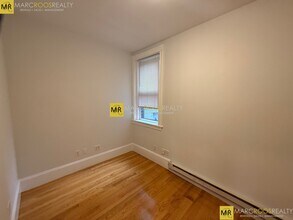 83 West Cedar St, Unit West Cedar St #A in Boston, MA - Building Photo - Building Photo