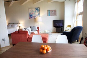 1420 NW Lovejoy St, Unit 419 in Portland, OR - Building Photo - Building Photo