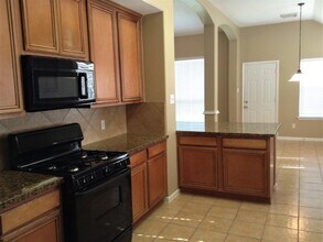 2210 2 Trail Dr in Spring, TX - Building Photo - Building Photo
