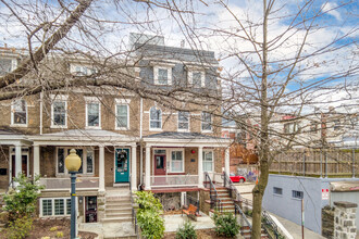 Lanier Condos in Washington, DC - Building Photo - Building Photo