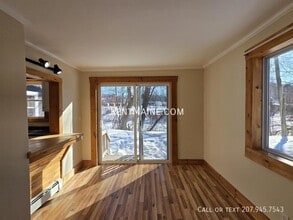 90 Newbury St in Auburn, ME - Foto de edificio - Building Photo