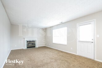 10758 Sedgegrass Dr, Unit Unit 3A in Indianapolis, IN - Building Photo - Building Photo