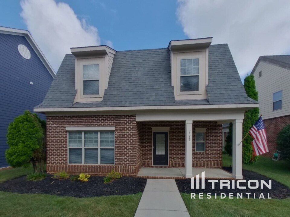 4223 Patriots Hill Rd in Mint Hill, NC - Building Photo