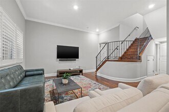 300 Beach Dr NE in St. Petersburg, FL - Building Photo - Building Photo
